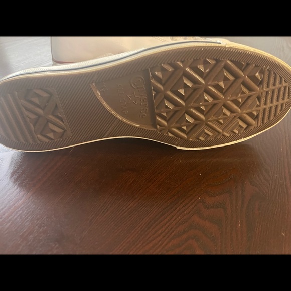 Chuck Taylor Converse All Stars - Picture 2 of 5